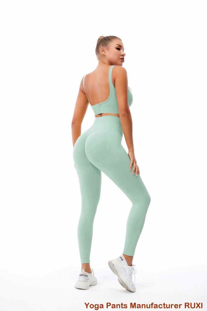 conjunto de shorts de ginástica e top curto RUXI pt3501