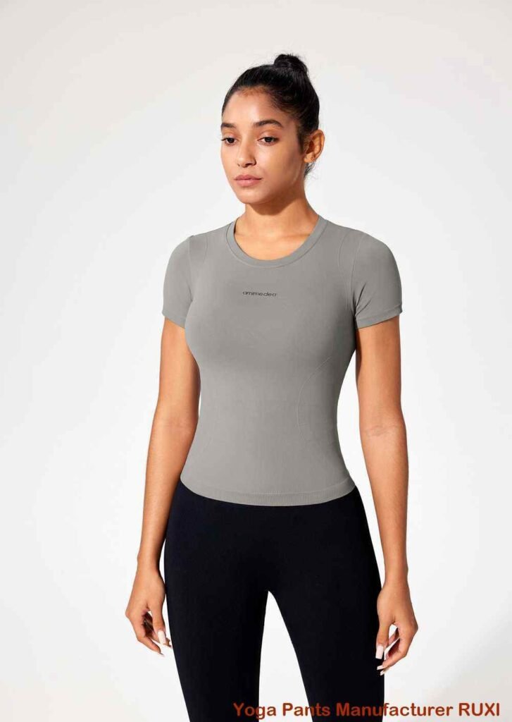 Shorts esportivos Scrunch confortáveis ​​e elegantes RUXI