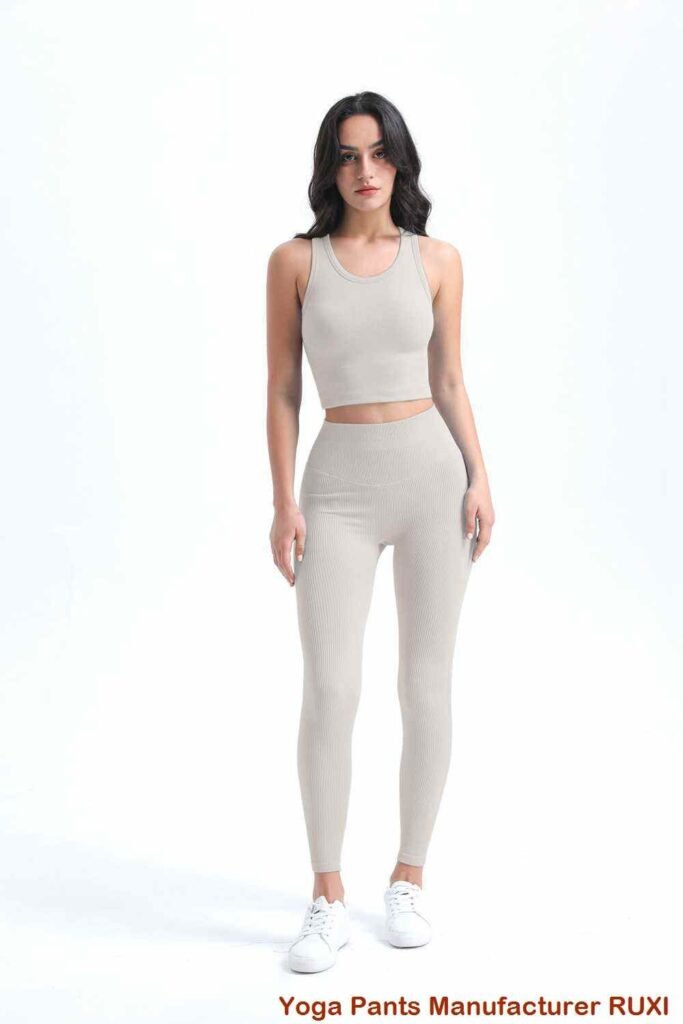 Leggings esportivas pretas elegantes para mulheres RUXI